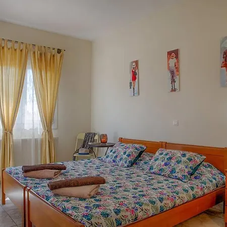 Aglaia Villa *